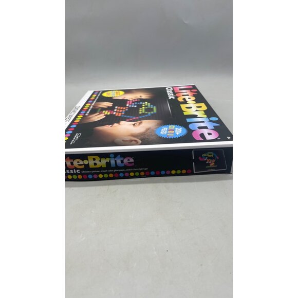 Lite-Brite Classic Toy With 214 Pieces & 200 Colorful Pegs For Kids Aged 4+ READ - Picture 5 of 11